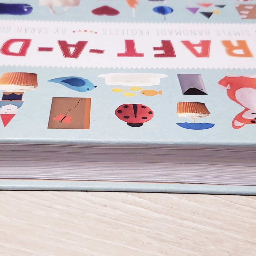 CRAFT-A-DAY BOOK - Picture 4 of 6